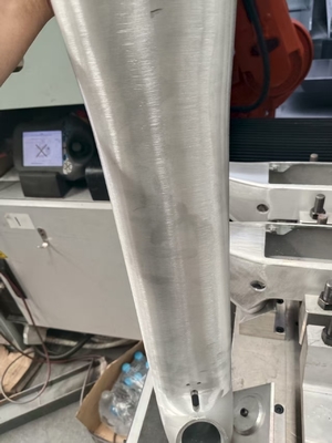 خرید دستگاه سنگ زنی محفظه باتری آلومینیومی با ربات FANUC برای پرداخت و تمیز کردن تولید آنلاین