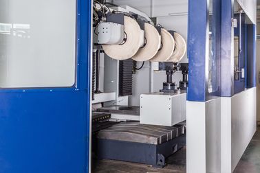 دستگاه پولیش فلز اتوماتیک CNC ابعاد 3000*3200*2800 میلی متر