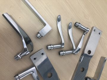 ماشین پاک کننده صنعتی: ماشین پاک کننده سطح فلزی CNC برای دستگیره فولاد ضد زنگ